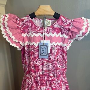 Woman’s Pink Floral Dress